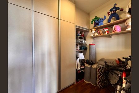 Apartamento para alugar com 492m², 6 quartos e 4 vagasQuarto de serviço 