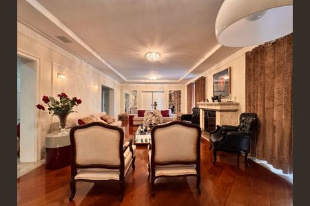 Apartamento para alugar com 492m², 6 quartos e 4 vagasSala