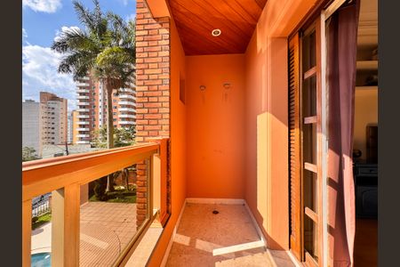 Apartamento para alugar com 492m², 6 quartos e 4 vagasSacada Suite 4