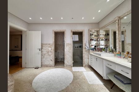 Apartamento para alugar com 492m², 6 quartos e 4 vagasBanheiro suíte master 