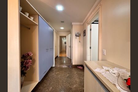 Apartamento para alugar com 492m², 6 quartos e 4 vagasLavanderia