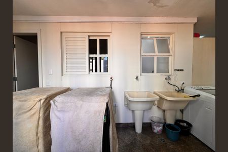 Apartamento para alugar com 492m², 6 quartos e 4 vagasLavanderia