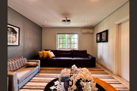 Apartamento para alugar com 492m², 6 quartos e 4 vagasSala de TV