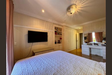 Apartamento para alugar com 492m², 6 quartos e 4 vagasSuite 1