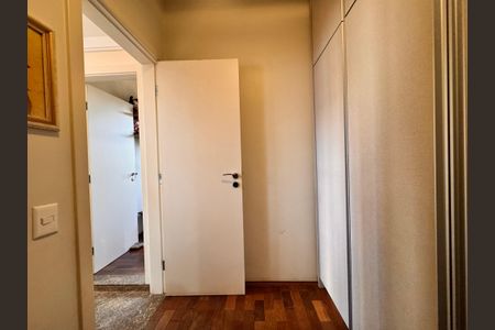 Apartamento para alugar com 492m², 6 quartos e 4 vagasQuarto de serviço 