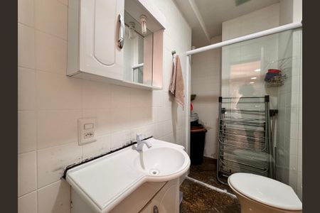 Apartamento para alugar com 492m², 6 quartos e 4 vagasBanheiro de serviço