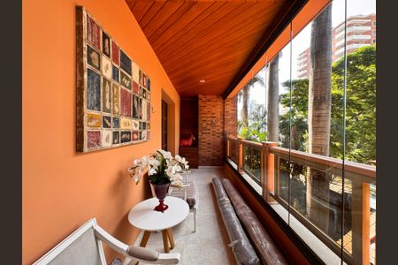 Apartamento para alugar com 492m², 6 quartos e 4 vagasSacada