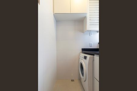 Apartamento à venda com 75m², 2 quartos e 1 vagaÁrea de Serviço