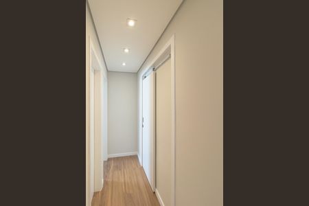 Apartamento à venda com 75m², 2 quartos e 1 vagaCorredor