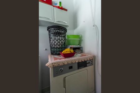 Apartamento à venda com 60m², 2 quartos e 1 vagaÁrea de Serviço