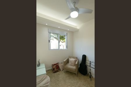 Apartamento à venda com 146m², 3 quartos e 2 vagas Apartamento à venda com 146m², 3 quartos e 2 vagasQuarto 1