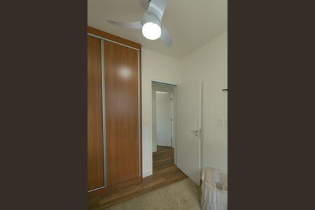 Apartamento à venda com 146m², 3 quartos e 2 vagas Apartamento à venda com 146m², 3 quartos e 2 vagasQuarto 1