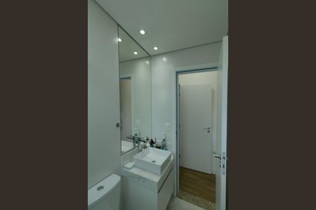 Apartamento à venda com 146m², 3 quartos e 2 vagas Apartamento à venda com 146m², 3 quartos e 2 vagasBanheiro da Suíte