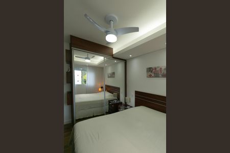 Apartamento à venda com 146m², 3 quartos e 2 vagas Apartamento à venda com 146m², 3 quartos e 2 vagasSuíte