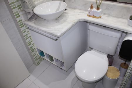 Apartamento à venda com 64m², 3 quartos e 1 vagaBanheiro da suíte