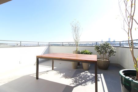 Apartamento para alugar com 27m², 1 quarto e sem vaga Apartamento para alugar com 27m², 1 quarto e sem vagaÁrea comum - Terraço