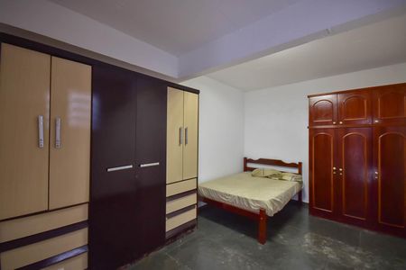 Casa à venda com 600m², 4 quartos e 10 vagas Casa à venda com 600m², 4 quartos e 10 vagasQuarto de Serviço 1