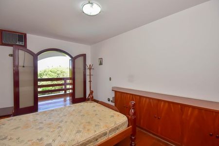 Casa à venda com 600m², 4 quartos e 10 vagas Casa à venda com 600m², 4 quartos e 10 vagasSuíte 3