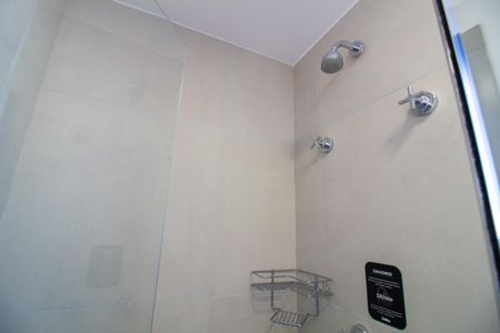 Apartamento para alugar com 91m², 3 quartos e 2 vagasBanheiro das Suítes Americanas 1 e 2