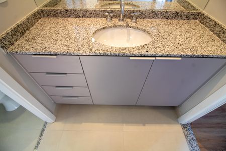 Apartamento para alugar com 91m², 3 quartos e 2 vagasBanheiro das Suítes Americanas 1 e 2