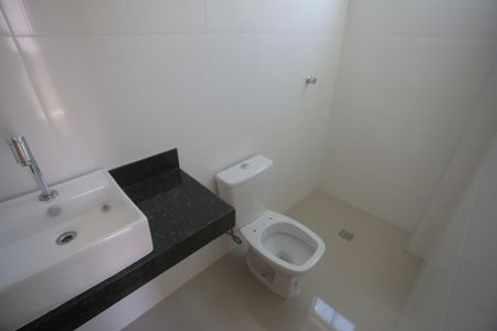 Apartamento à venda com 150m², 3 quartos e 2 vagasBanheiro da Suíte 1