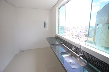 Apartamento à venda com 150m², 3 quartos e 2 vagasCozinha
