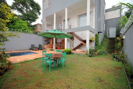 Casa à venda com 400m², 5 quartos e 4 vagasQuintal