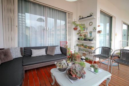 Casa à venda com 400m², 5 quartos e 4 vagasVaranda da Sala