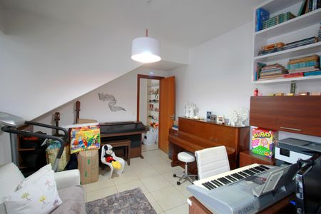 Casa à venda com 400m², 5 quartos e 4 vagasEscritório