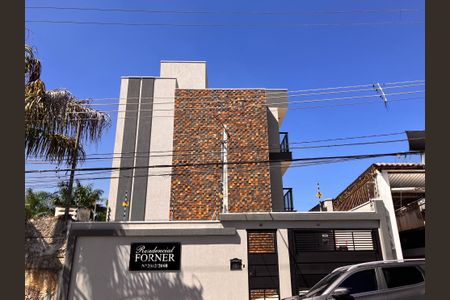 Casa de condomínio à venda com 84m², 2 quartos e 1 vaga Casa de condomínio à venda com 84m², 2 quartos e 1 vagaFachada