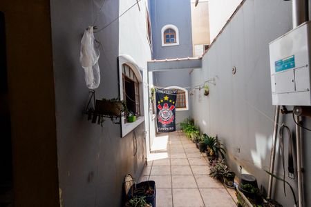 Casa à venda com 417m², 4 quartos e 6 vagas Casa à venda com 417m², 4 quartos e 6 vagasÁrea Externa