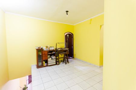 Casa à venda com 417m², 4 quartos e 6 vagas Casa à venda com 417m², 4 quartos e 6 vagasSala 2