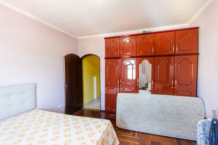 Casa à venda com 417m², 4 quartos e 6 vagas Casa à venda com 417m², 4 quartos e 6 vagasQuarto 3