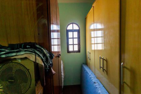 Casa à venda com 417m², 4 quartos e 6 vagas Casa à venda com 417m², 4 quartos e 6 vagasCloset