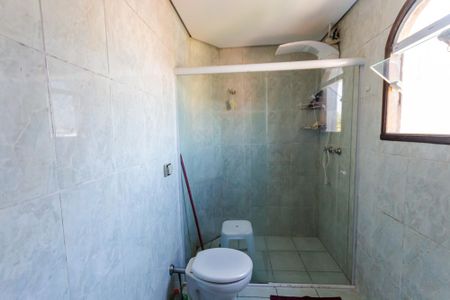 Casa à venda com 417m², 4 quartos e 6 vagas Casa à venda com 417m², 4 quartos e 6 vagasBanheiro de Serviço