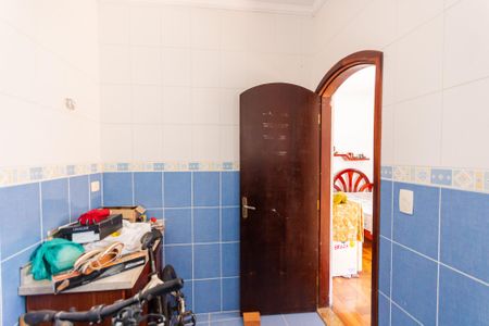 Casa à venda com 417m², 4 quartos e 6 vagas Casa à venda com 417m², 4 quartos e 6 vagasBanheiro do Quarto 4