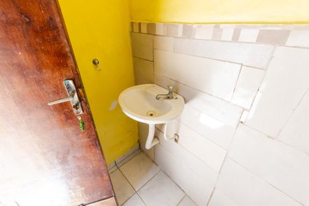 Casa à venda com 417m², 4 quartos e 6 vagas Casa à venda com 417m², 4 quartos e 6 vagasDepósito - Banheiro