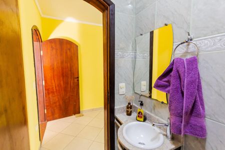 Casa à venda com 417m², 4 quartos e 6 vagas Casa à venda com 417m², 4 quartos e 6 vagasBanheiro Social