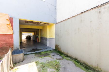 Casa à venda com 417m², 4 quartos e 6 vagas Casa à venda com 417m², 4 quartos e 6 vagasÁrea Externa