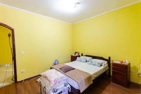 Casa à venda com 417m², 4 quartos e 6 vagas Casa à venda com 417m², 4 quartos e 6 vagasQuarto 1