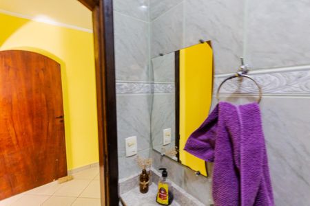 Casa à venda com 417m², 4 quartos e 6 vagas Casa à venda com 417m², 4 quartos e 6 vagasBanheiro Social