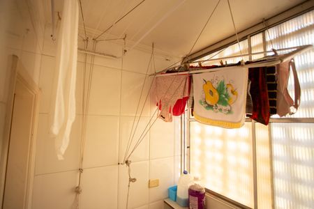 Apartamento à venda com 132m², 3 quartos e 1 vagaÁrea de Serviço