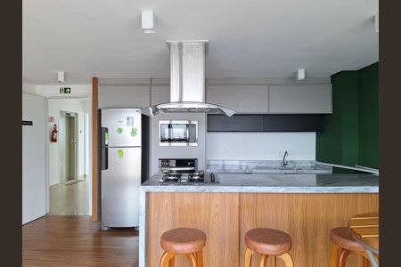 Apartamento para alugar com 36m², 1 quarto e 1 vaga Apartamento para alugar com 36m², 1 quarto e 1 vagaÁrea comum - Salão de festas
