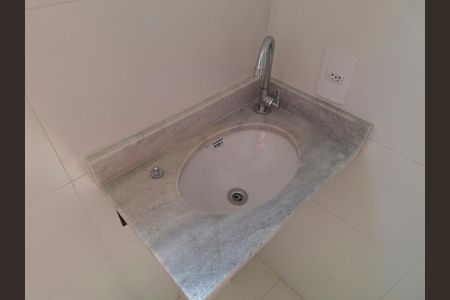 Apartamento para alugar com 36m², 1 quarto e 1 vaga Apartamento para alugar com 36m², 1 quarto e 1 vagaBanheiro