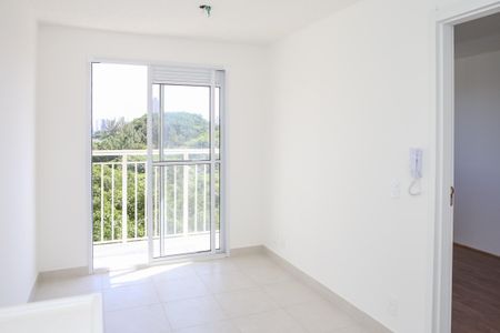 Apartamento à venda com 27m², 1 quarto e sem vaga Apartamento à venda com 27m², 1 quarto e sem vagaSala