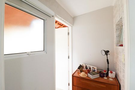 Casa à venda com 220m², 3 quartos e 2 vagasQuarto de Serviço e Banheiro de Serviço