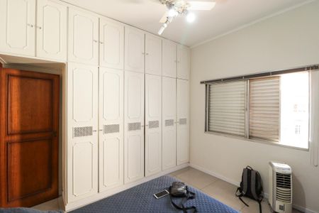 Casa à venda com 220m², 3 quartos e 2 vagasQuarto 1