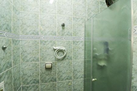 Casa à venda com 220m², 3 quartos e 2 vagasBanheiro Social