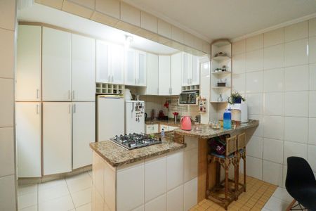 Casa à venda com 220m², 3 quartos e 2 vagasCozinha