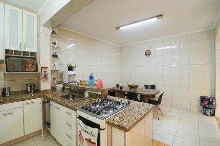 Casa à venda com 220m², 3 quartos e 2 vagasCozinha